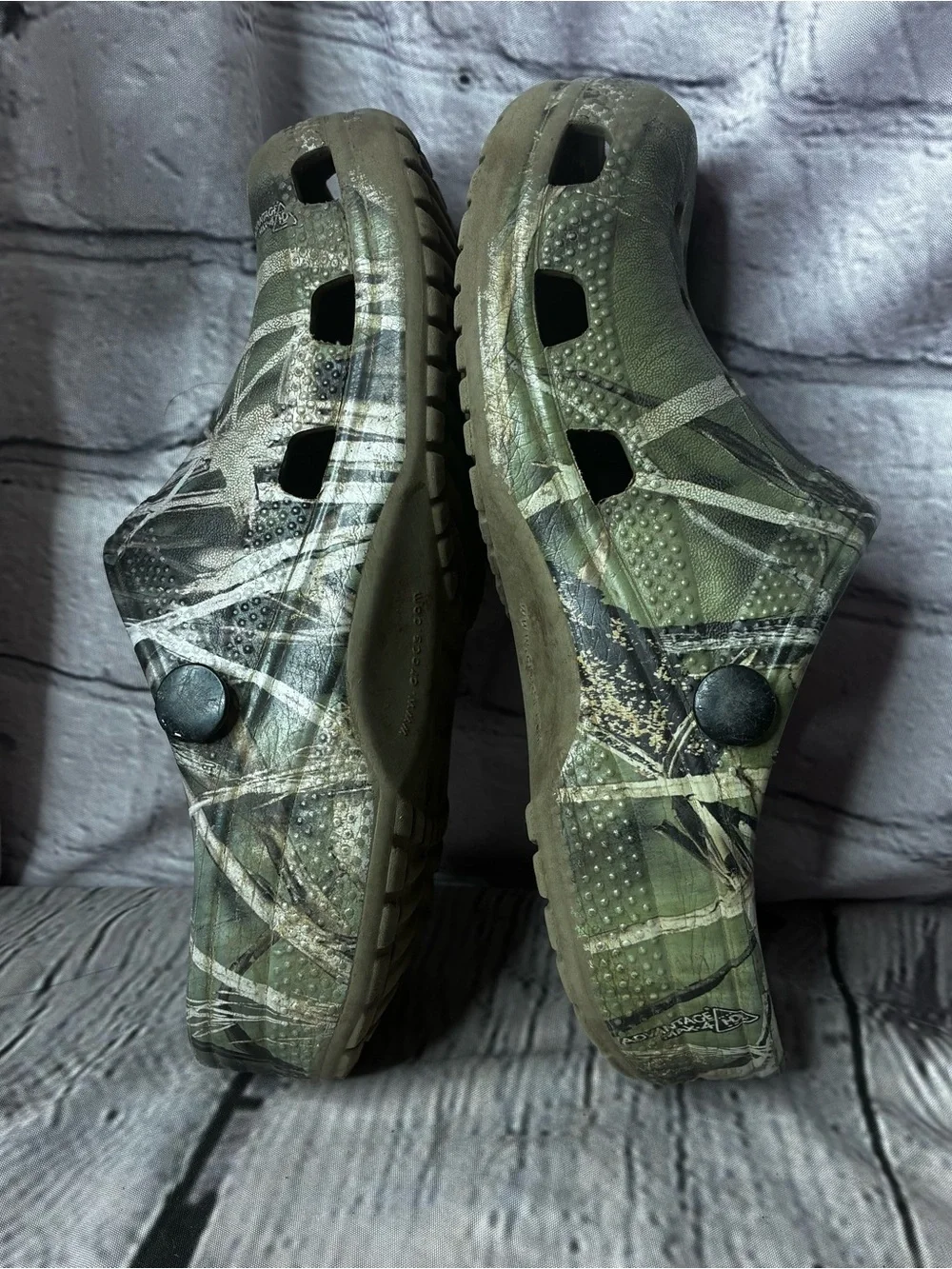 5/$20 Crocs Junior Camo Hunting Fishing Outdoor Casual Slip On Clogs Sz 1 AS IS
